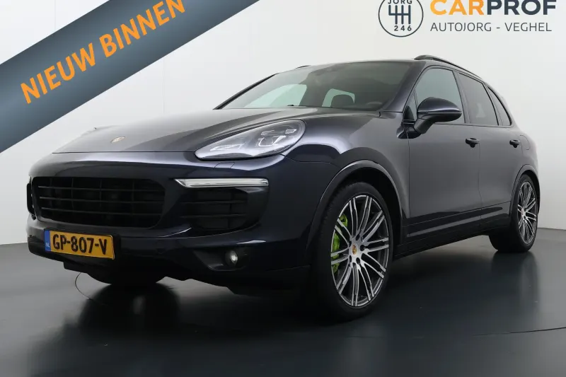 Porsche Cayenne (2015)