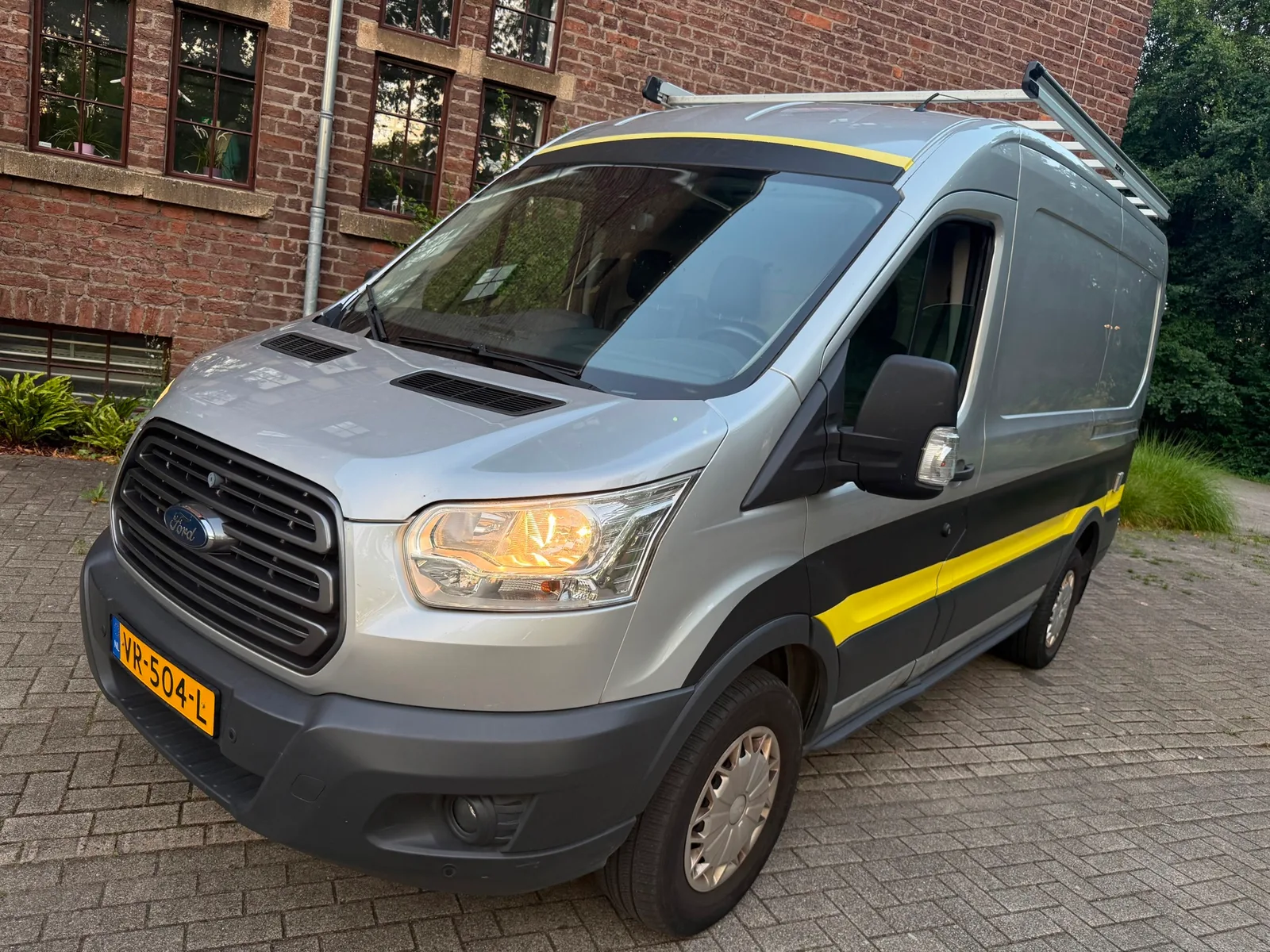 Ford Transit (2015) — foto 1