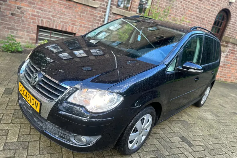 Volkswagen Touran (2010)