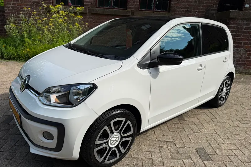 Volkswagen Up! (2019)