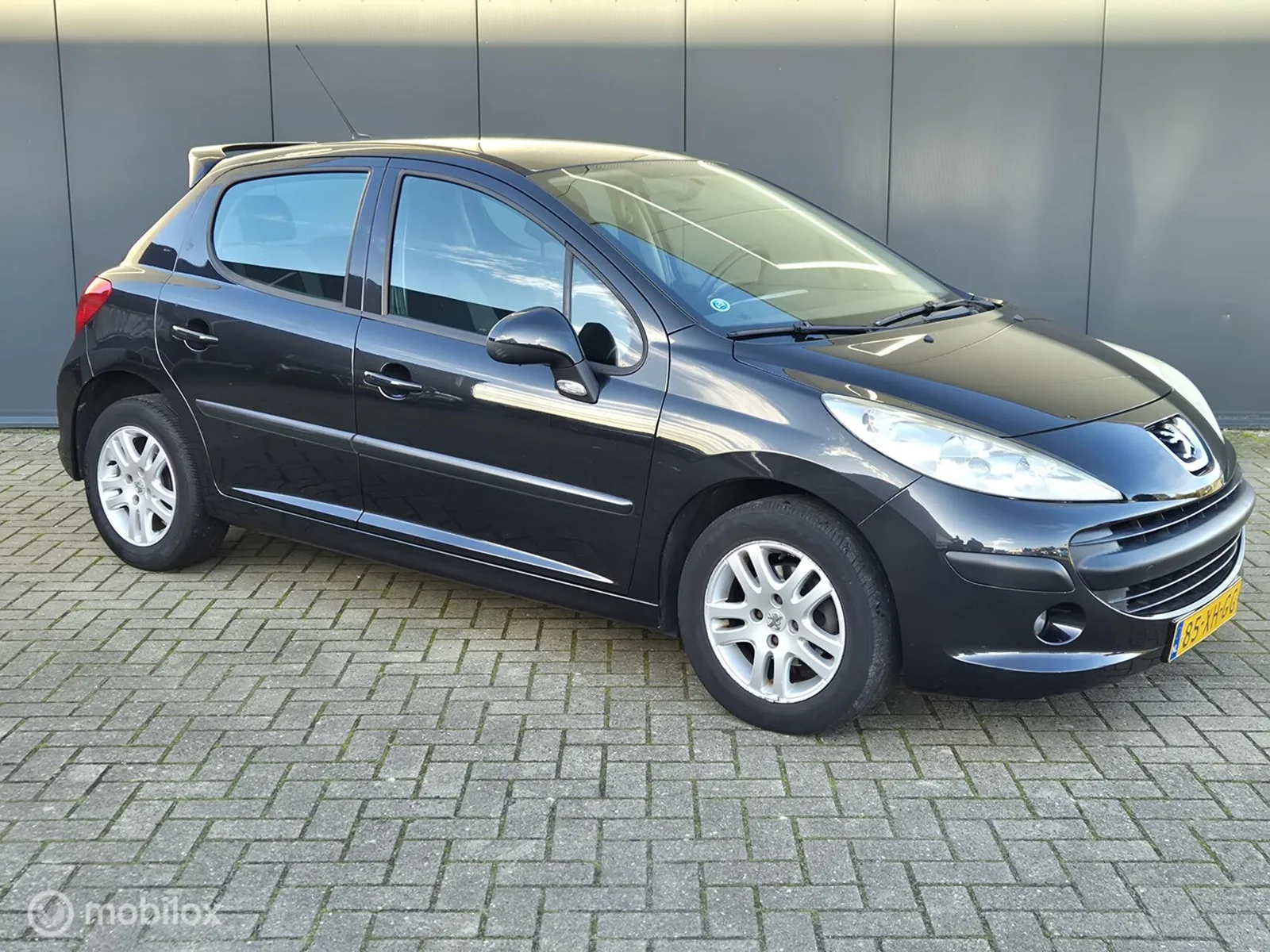 Peugeot 207 (2007) — foto 1