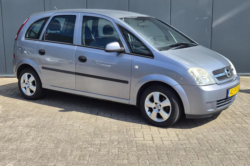 Opel Meriva (2004)
