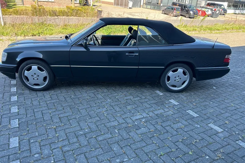 Mercedes-Benz E-Klasse (1994)
