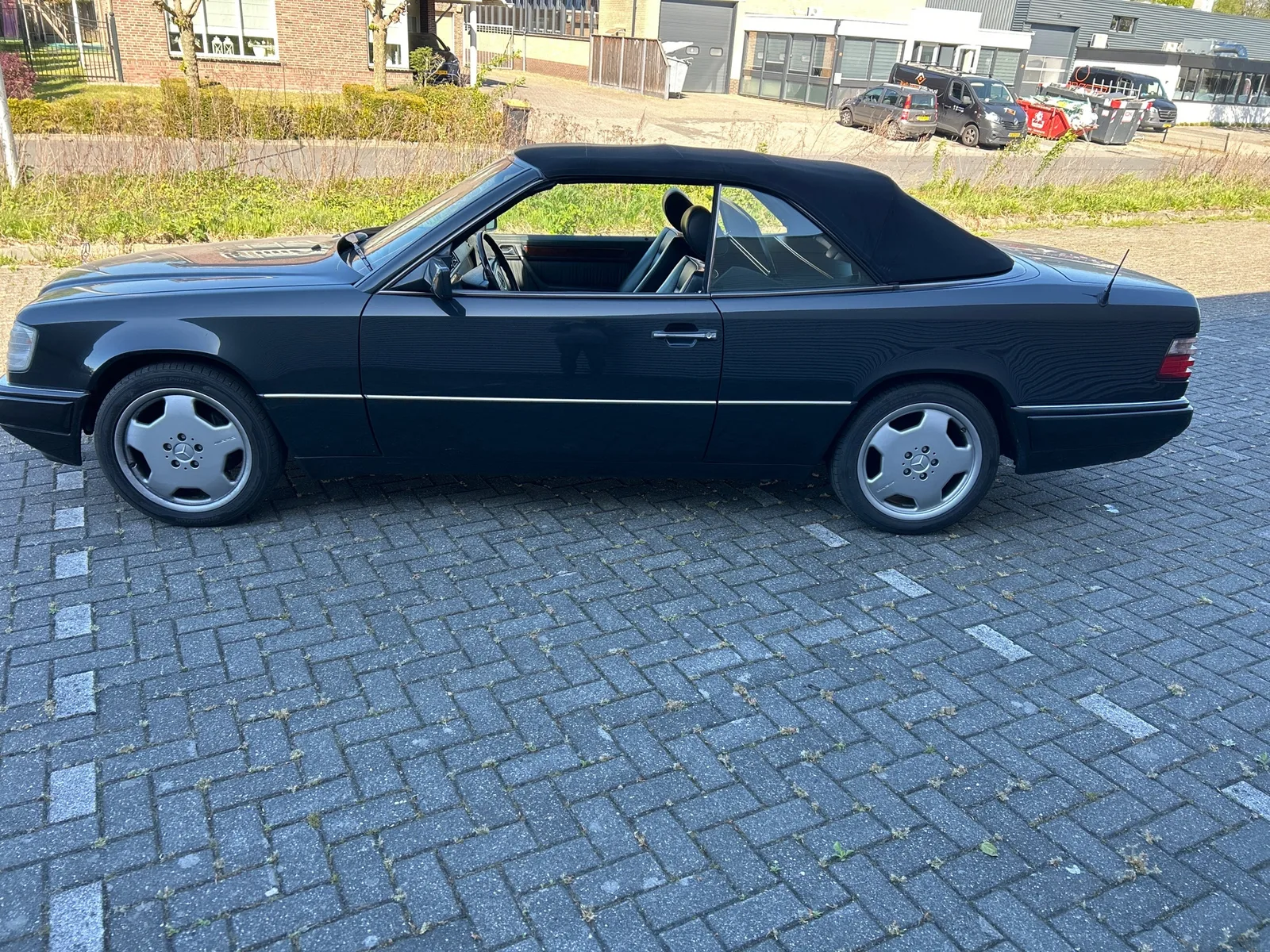 Mercedes-Benz E-Klasse (1994) — foto 1