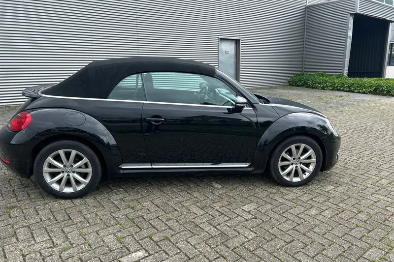 Volkswagen Beetle (2015)