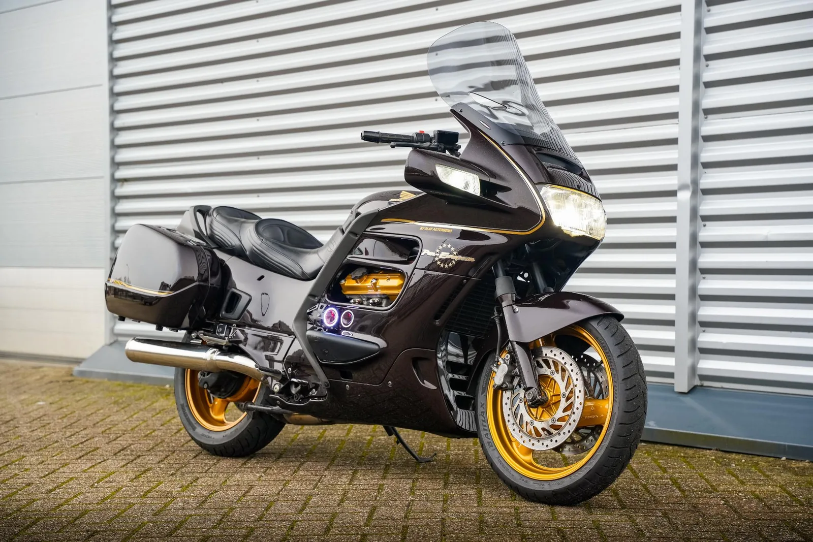 Honda ST (1996) — foto 1