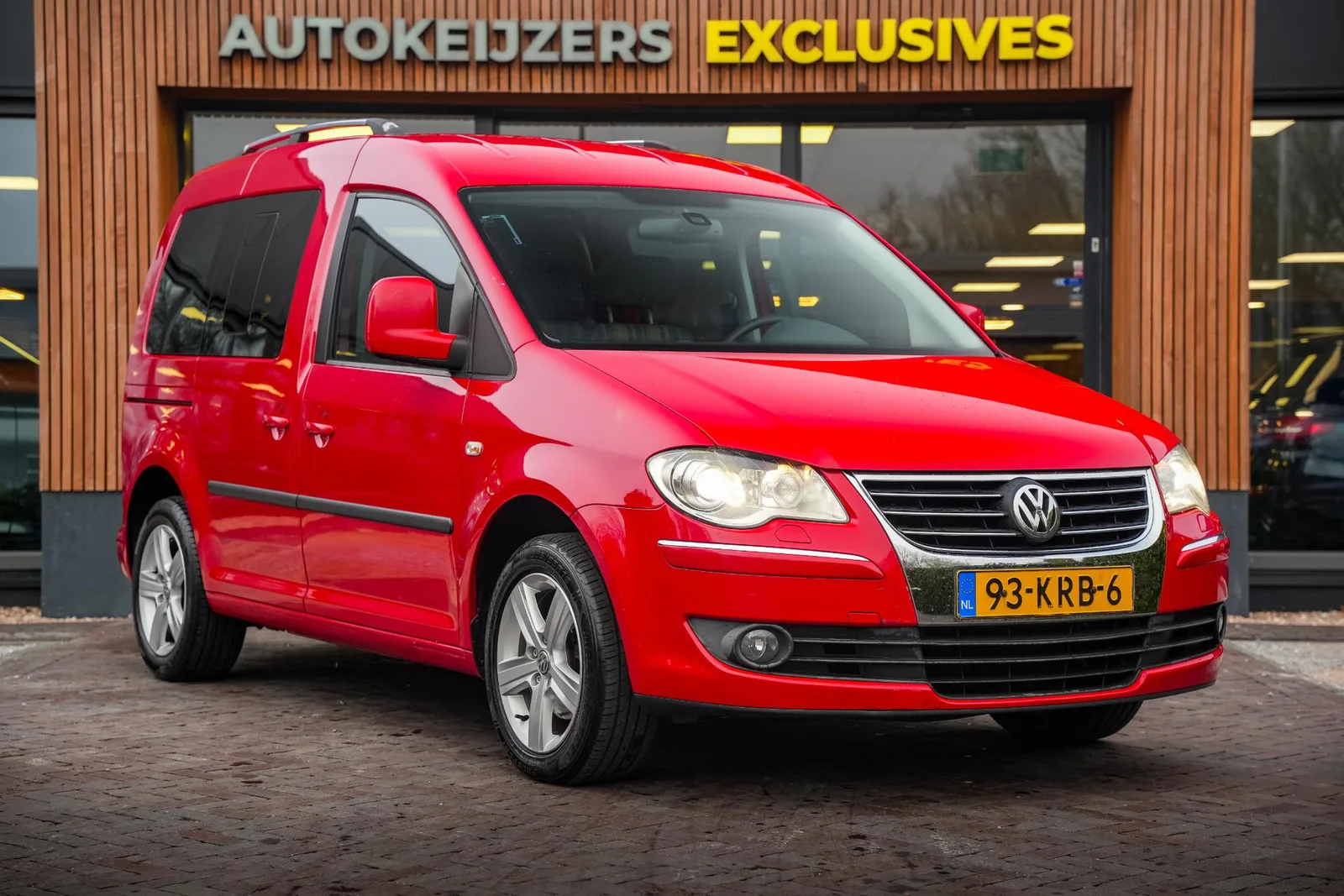 Volkswagen Caddy (2008) — foto 1