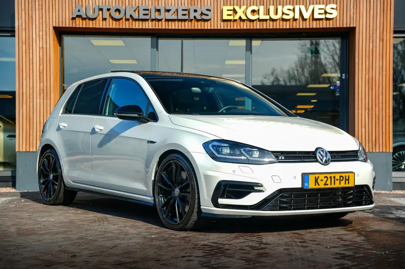 Volkswagen Golf (2017)