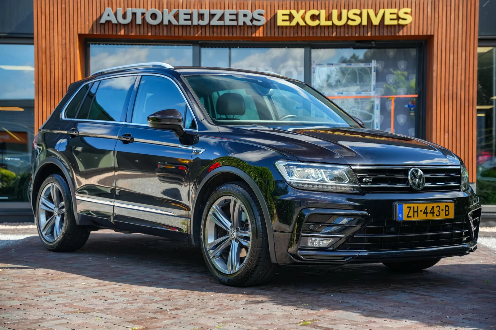 Volkswagen Tiguan (2019) — foto 1
