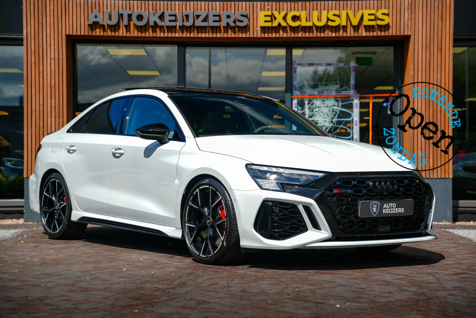 Audi RS3 (2023) — foto 1