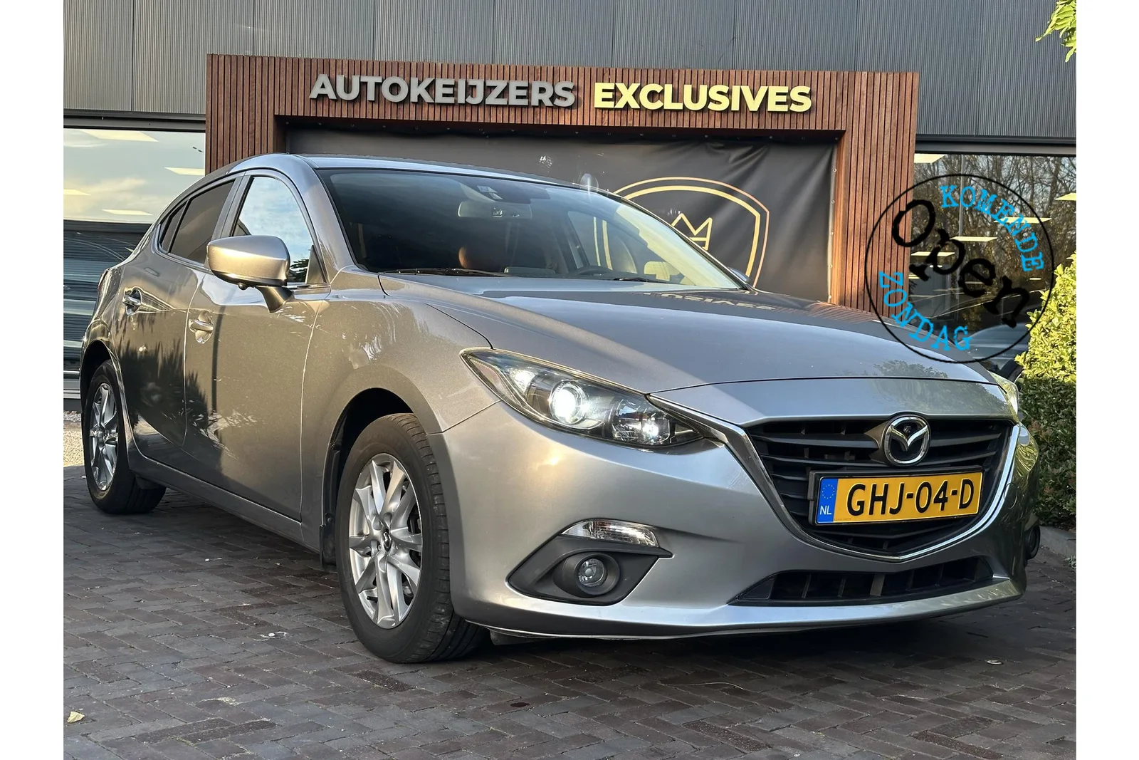 Mazda 3 (2014) — foto 1
