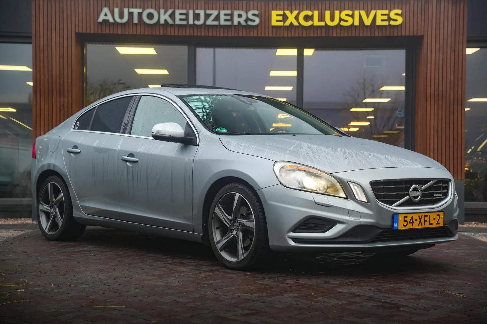 Volvo S60 (2012) — foto 1