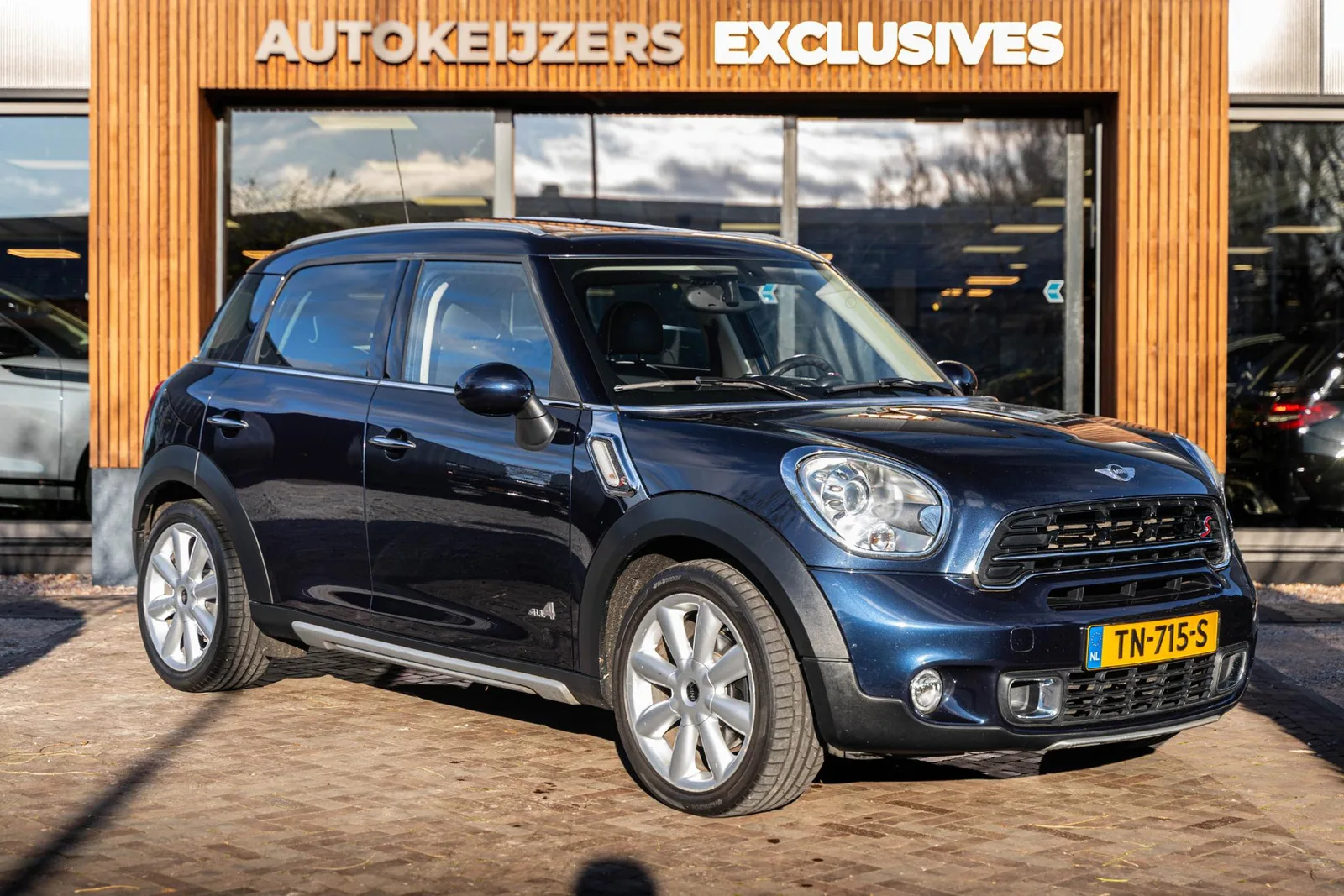 MINI Countryman (2015) — foto 1