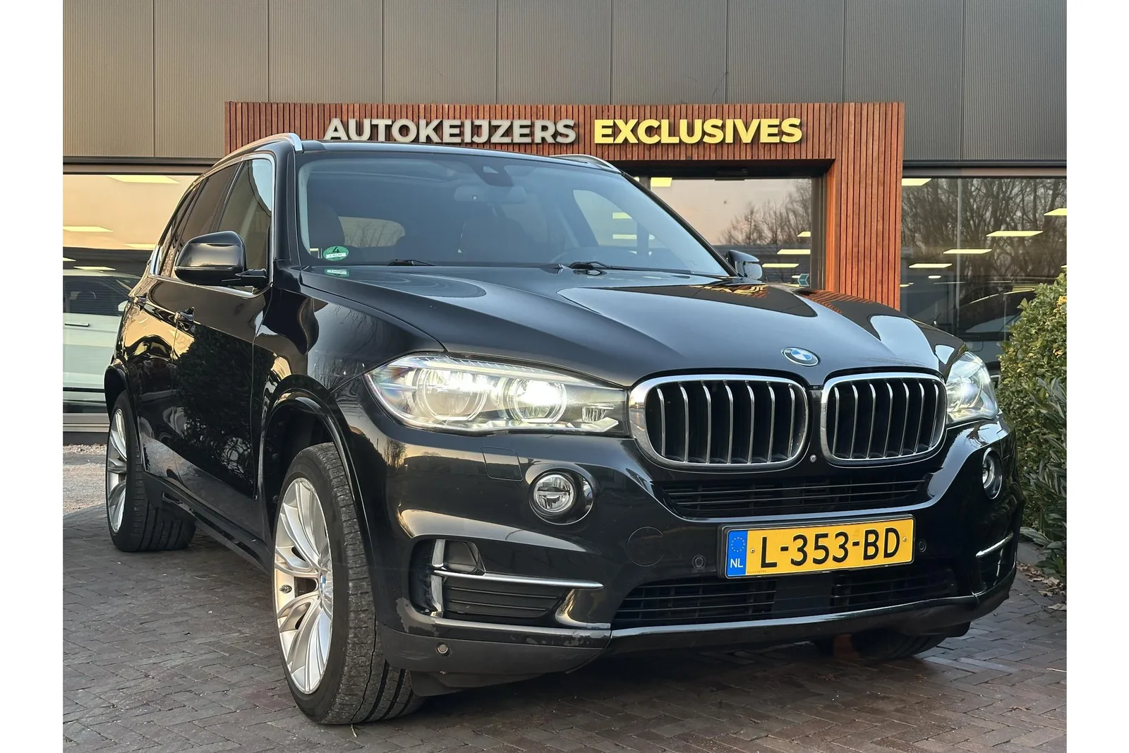 BMW X5 (2017) — foto 1