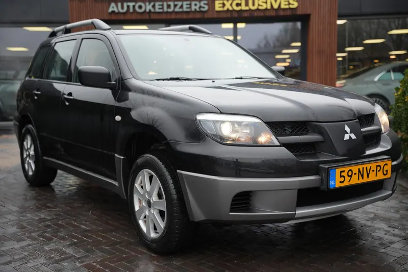 Mitsubishi Outlander (2004)