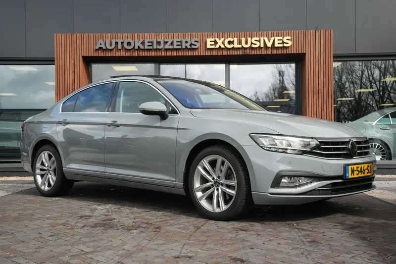 Volkswagen Passat (2022)