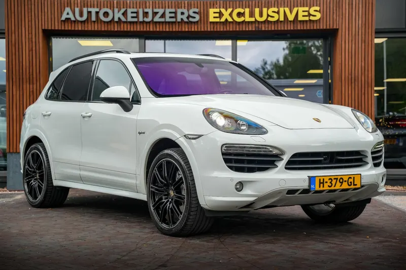 Porsche Cayenne (2012)