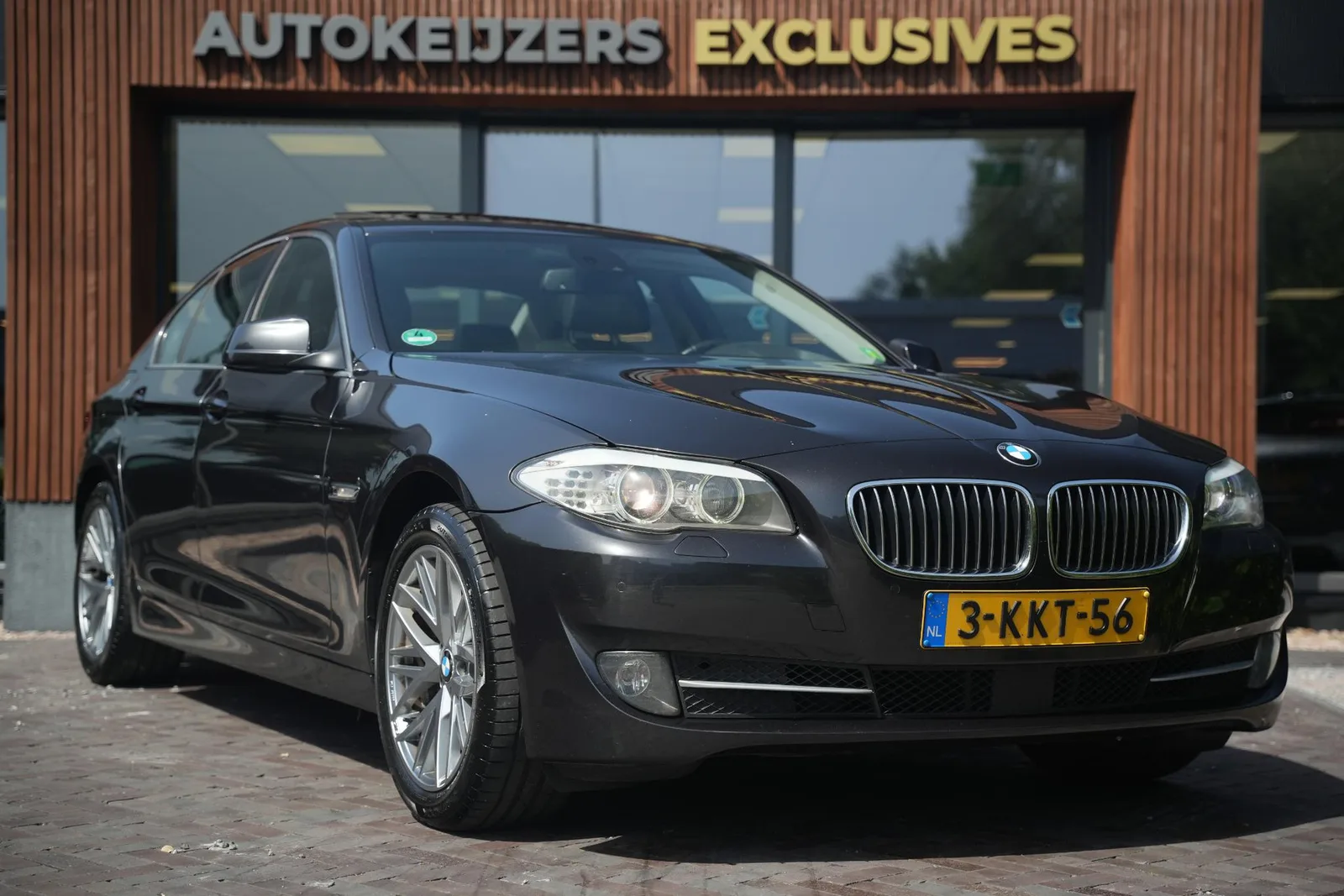 BMW 5-Serie (2012) — foto 1