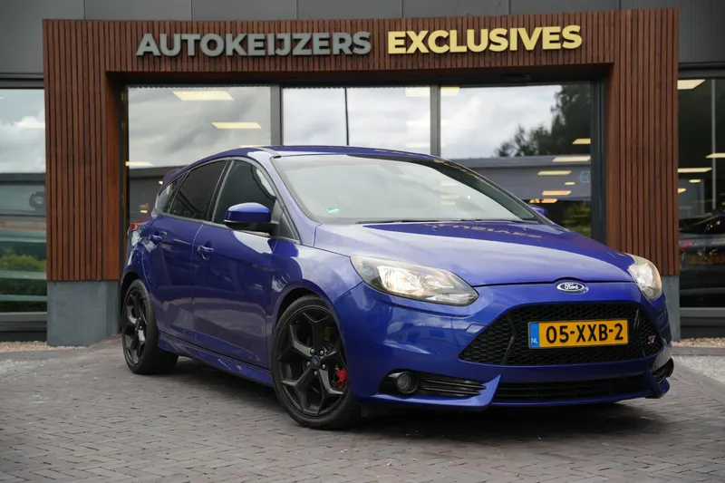 Ford Focus (2012)
