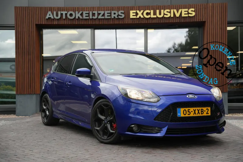 Ford Focus (2012)