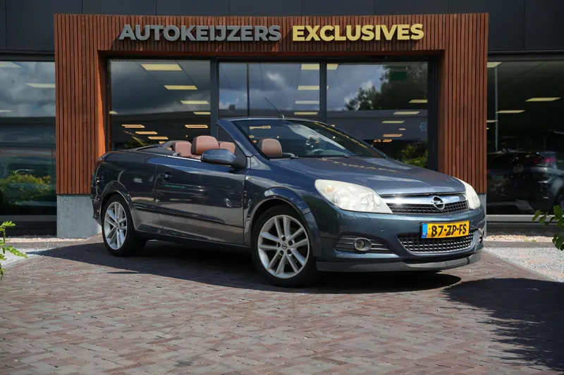 Opel Astra (2008)