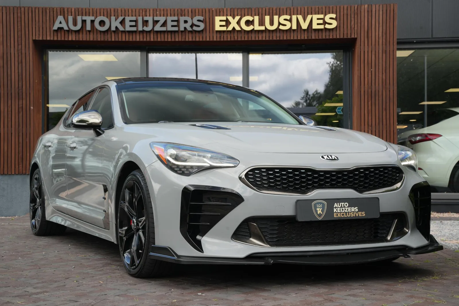 Kia Stinger (2019) — foto 1