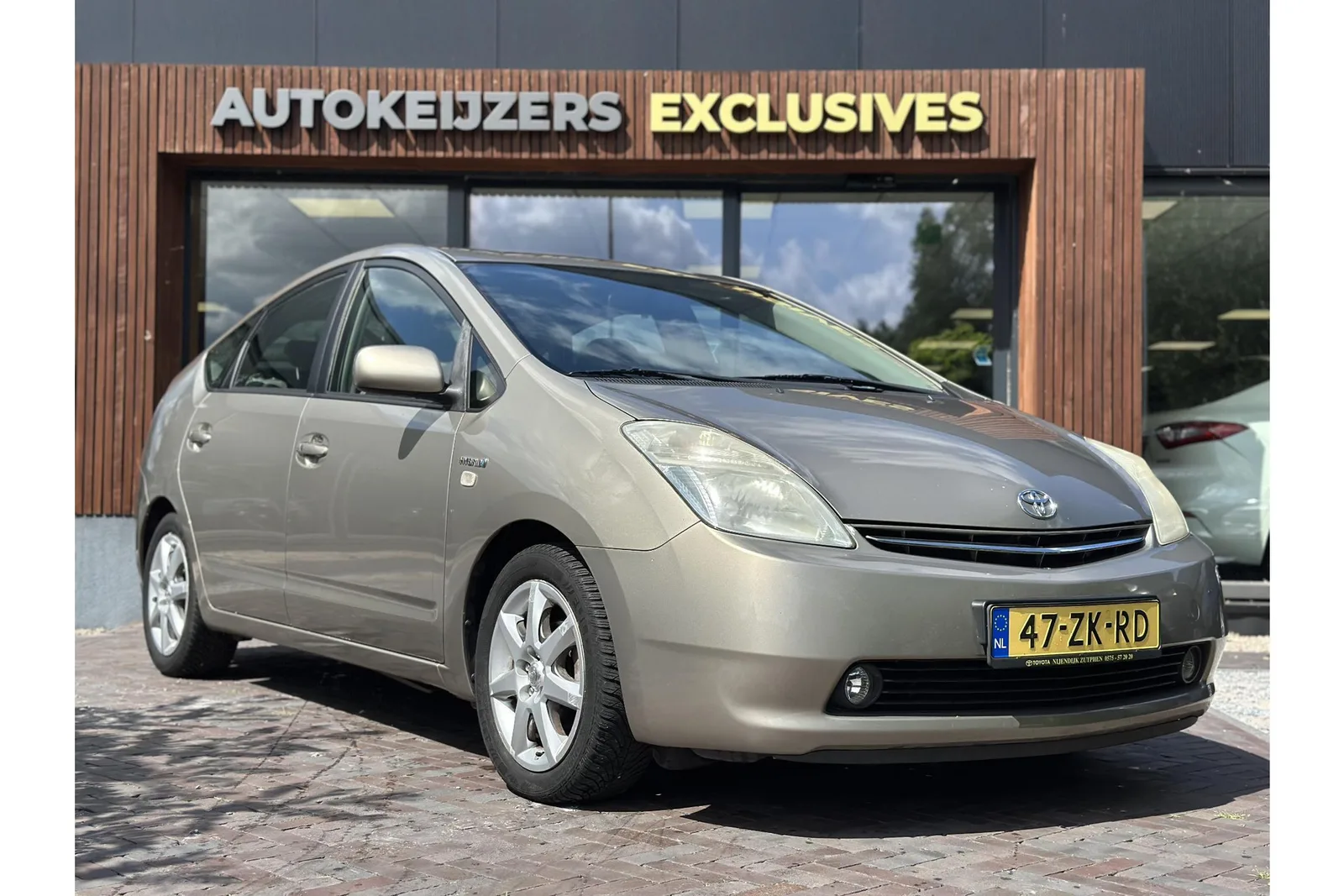 Toyota Prius (2008) — foto 1
