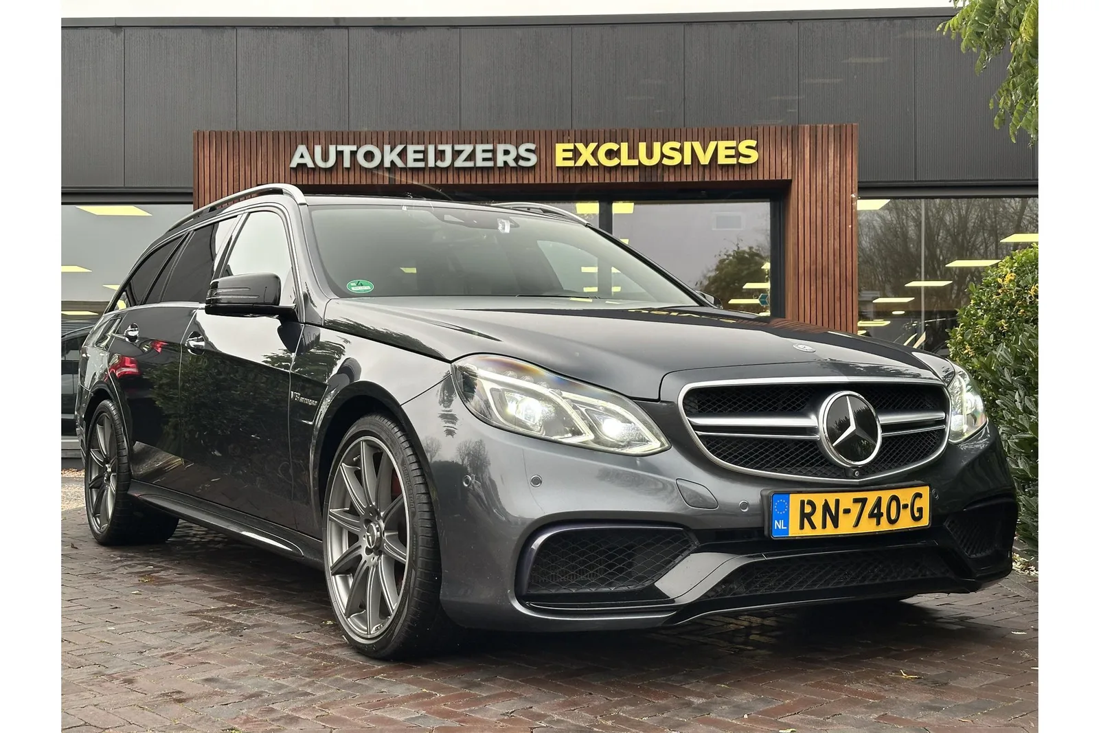 Mercedes-Benz E-Klasse (2013) — foto 1