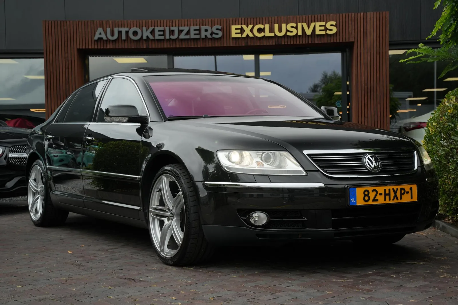 Volkswagen Phaeton (2005) — foto 1