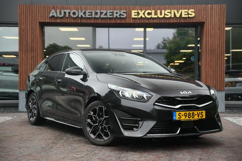 Kia ProCeed (2023)