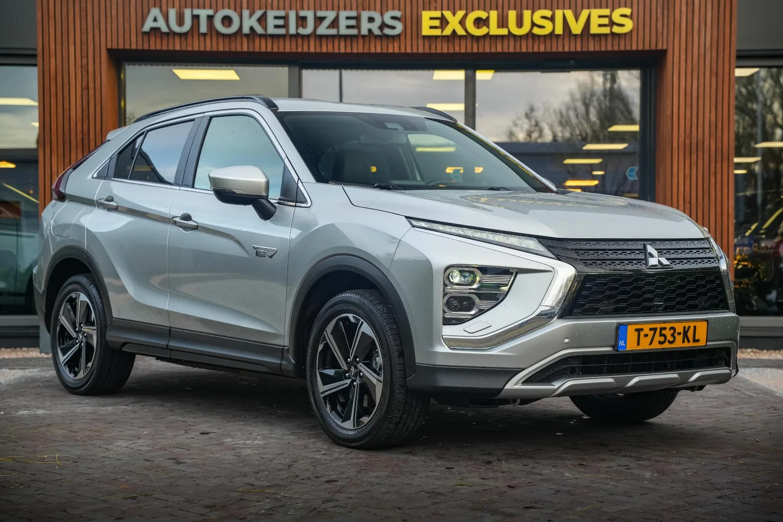 Mitsubishi Eclipse Cross (2023) — foto 1