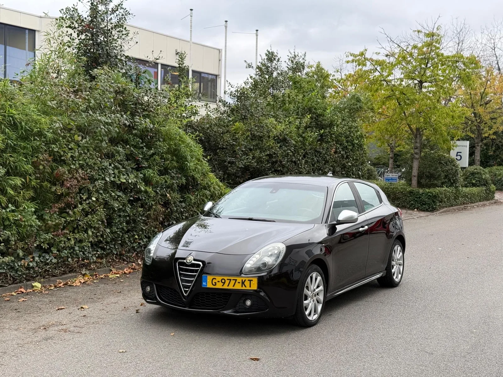 Alfa Romeo Giulietta (2013) — foto 1