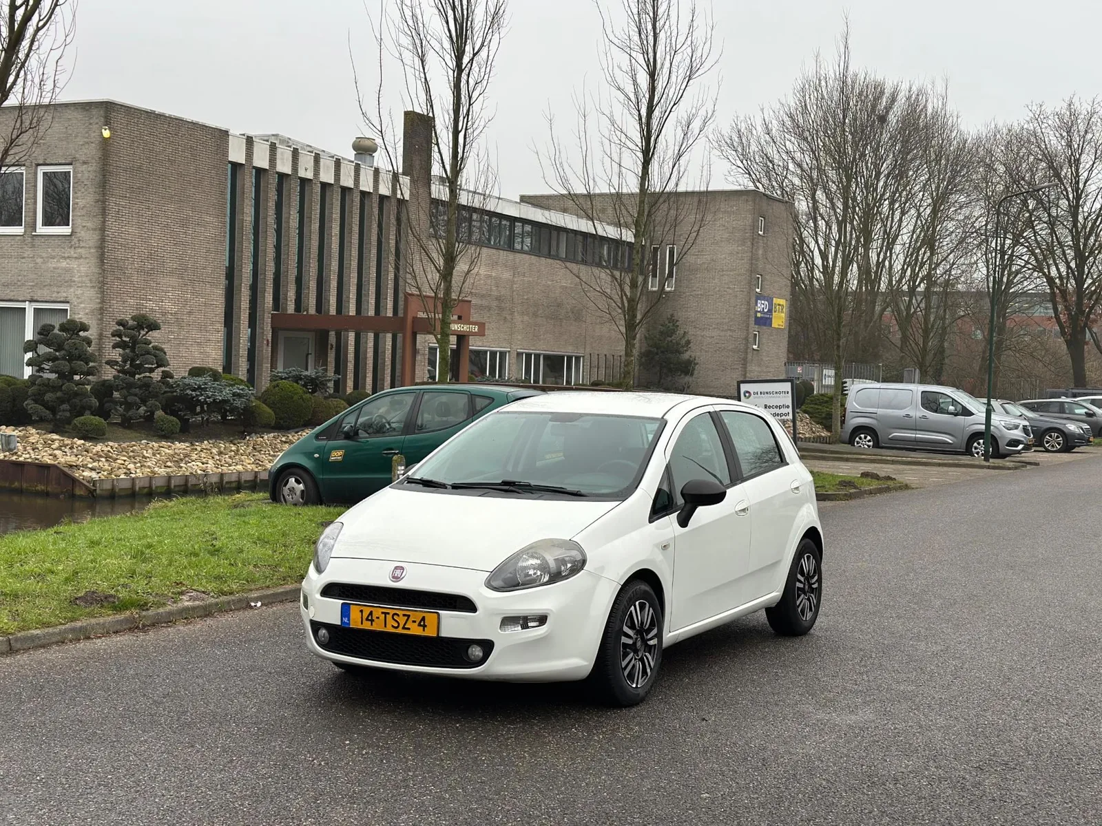Fiat Punto (2012) — foto 1