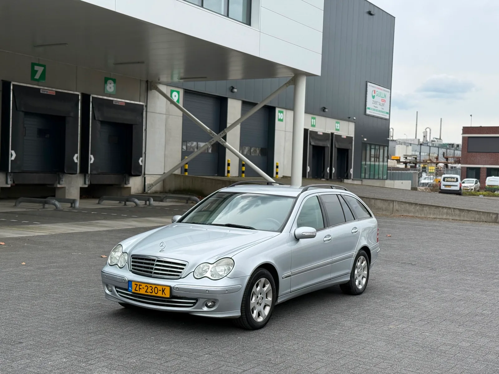 Mercedes-Benz C-Klasse (2007) — foto 1
