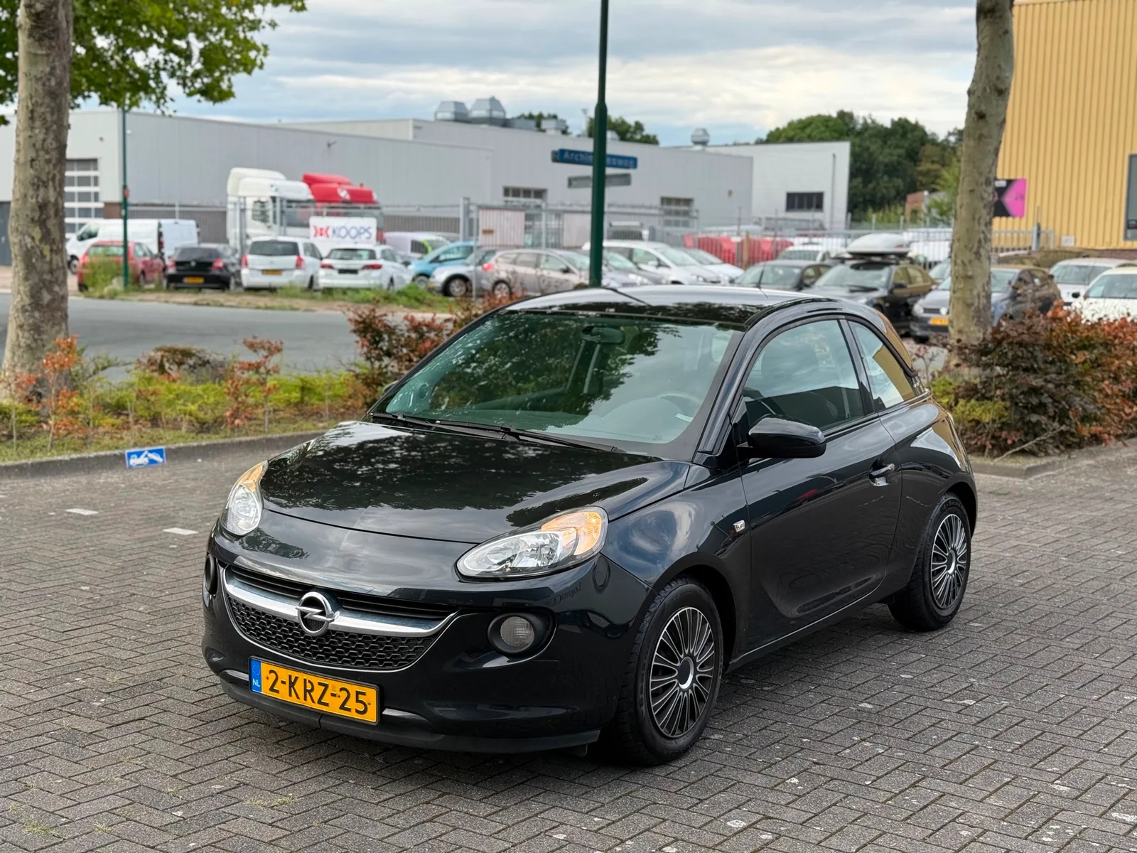 Opel Adam (2013) — foto 1