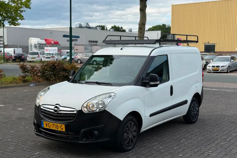 Opel Combo (2013)