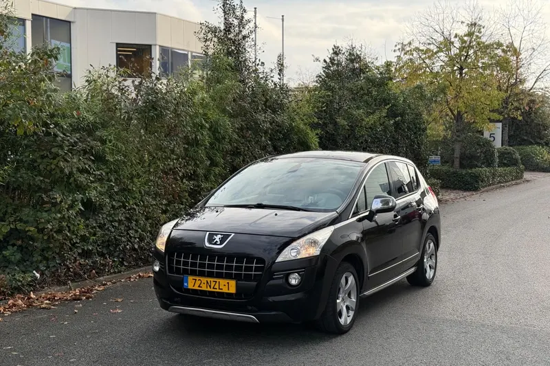 Peugeot 3008 (2011)