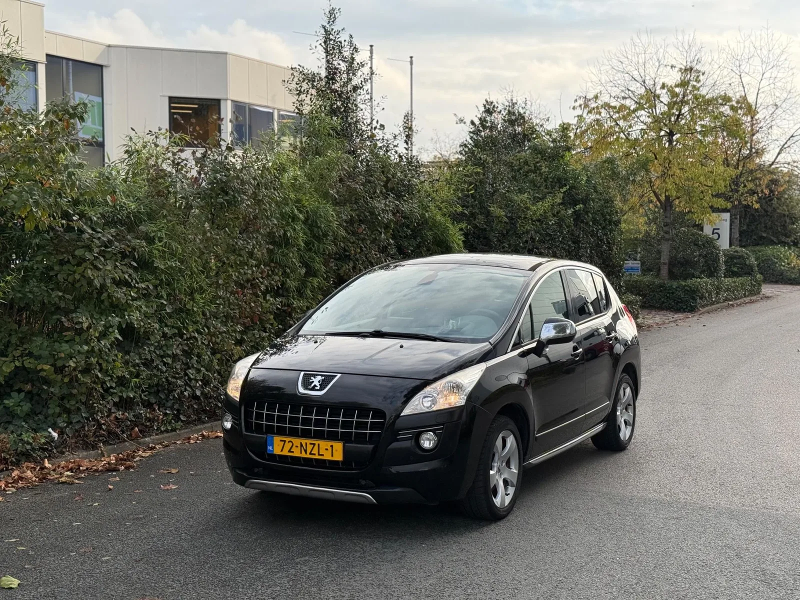 Peugeot 3008 (2011) — foto 1