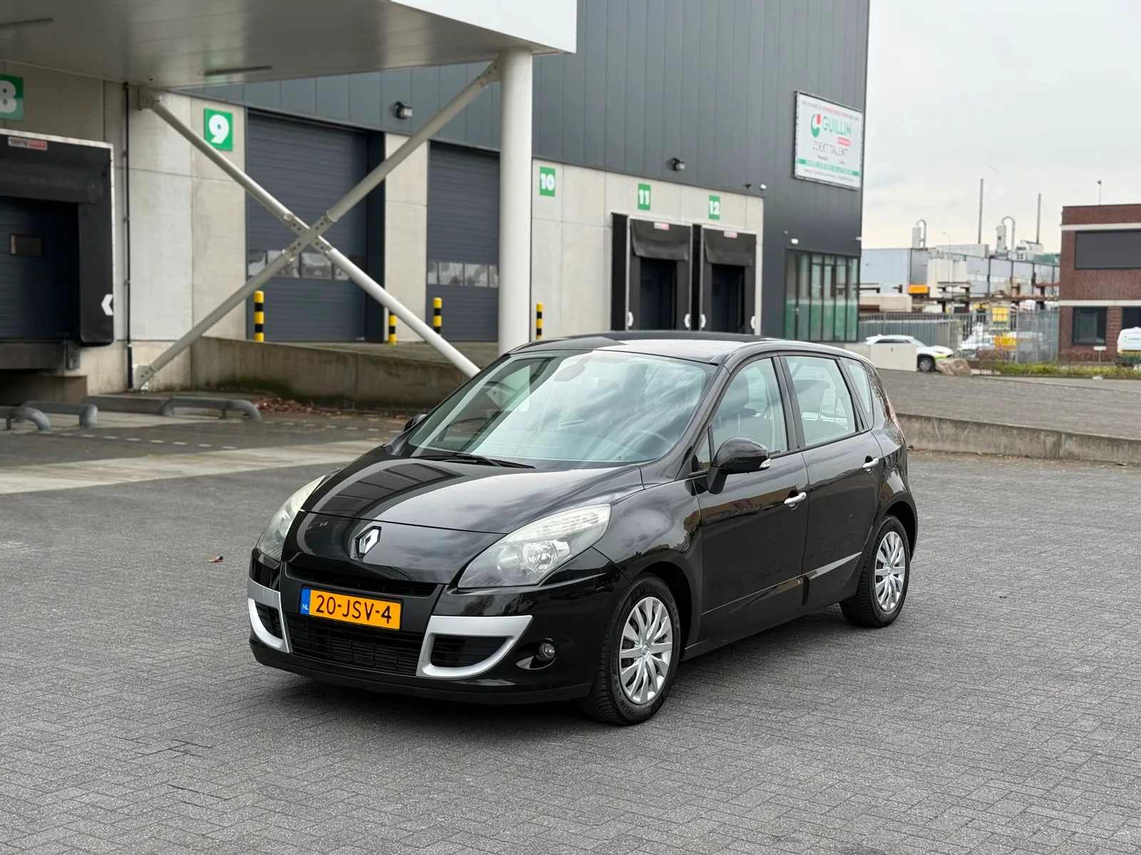 Renault Scénic (2009) — foto 1