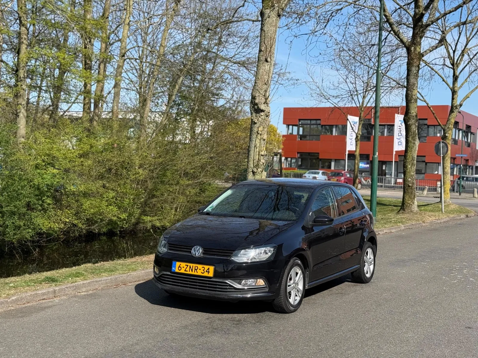 Volkswagen Polo (2014) — foto 1