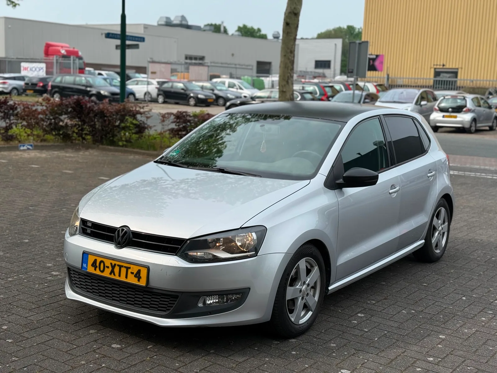Volkswagen Polo (2012) — foto 1