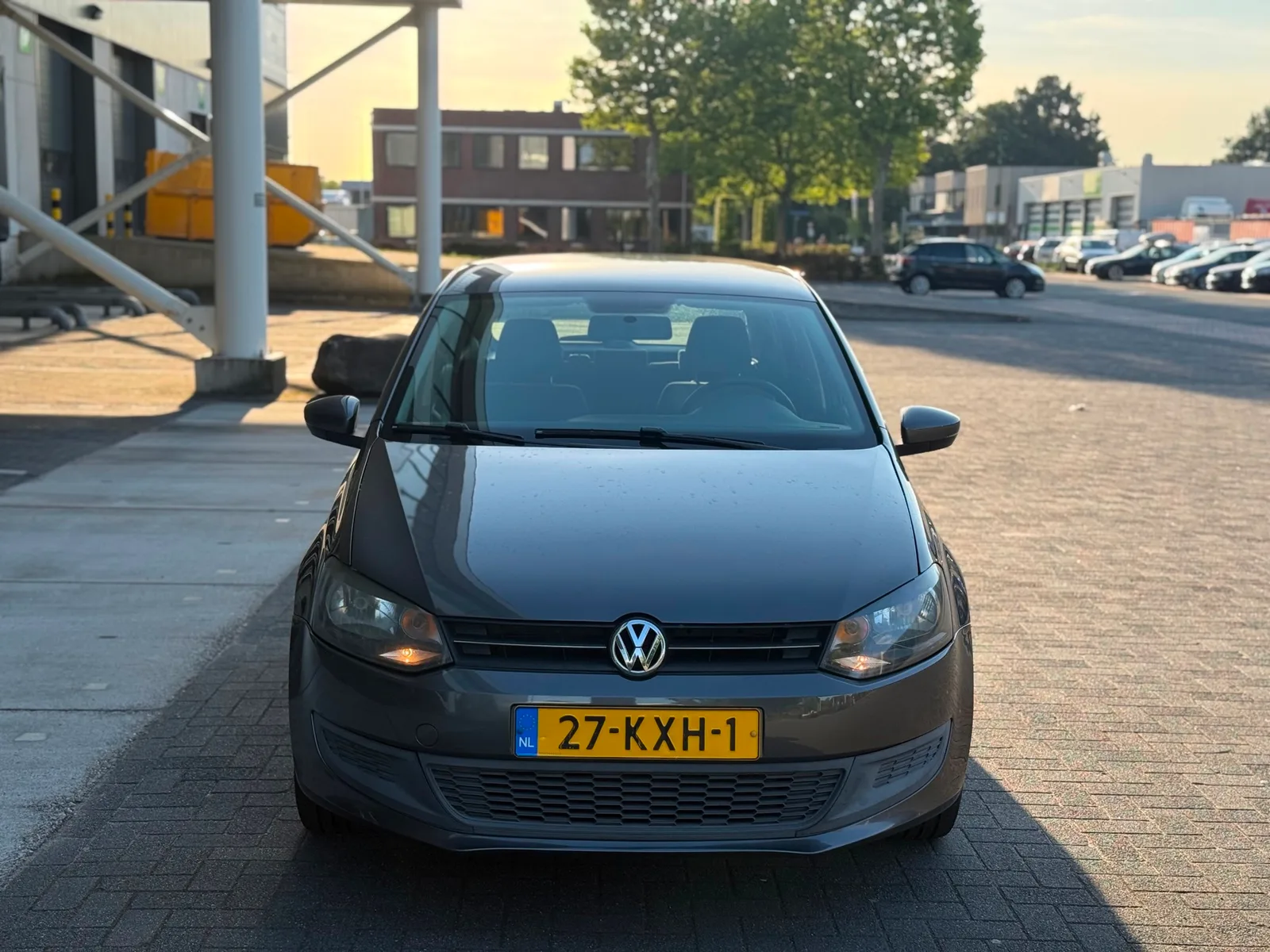 Volkswagen Polo (2010) — foto 1