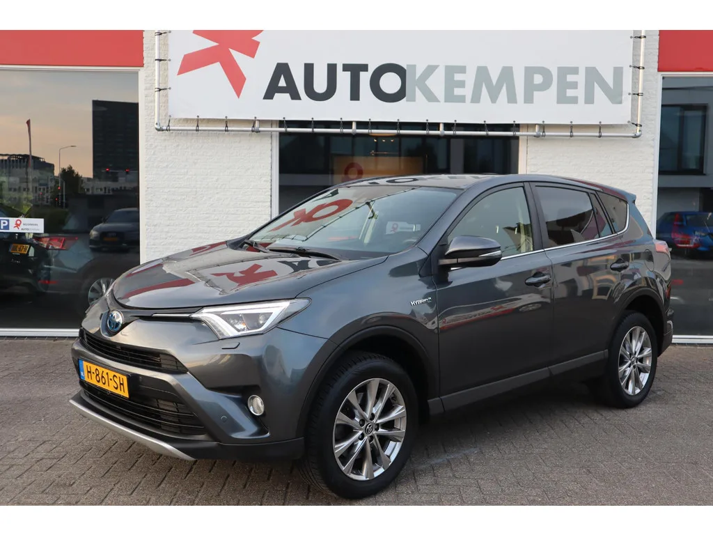 Toyota RAV4 (2017) — foto 1