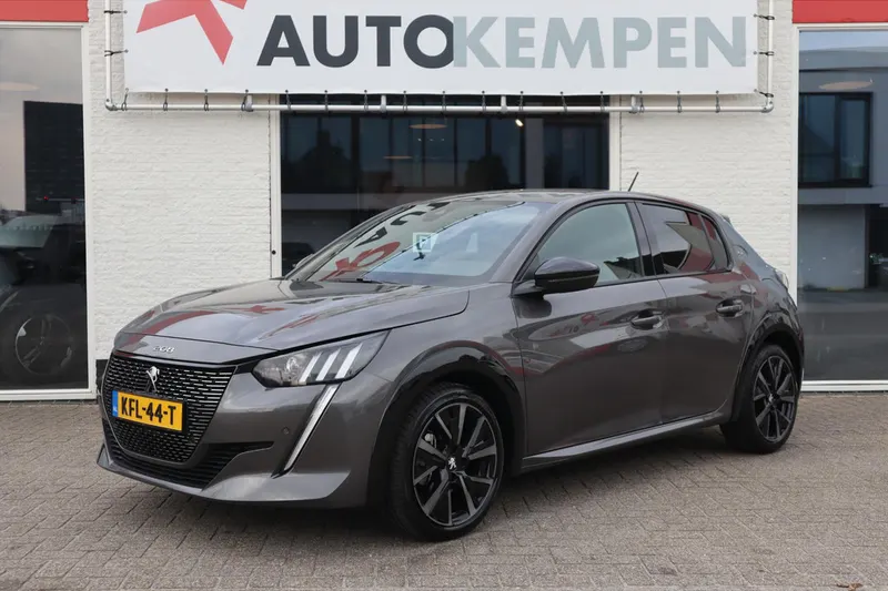 Peugeot 208 (2023)