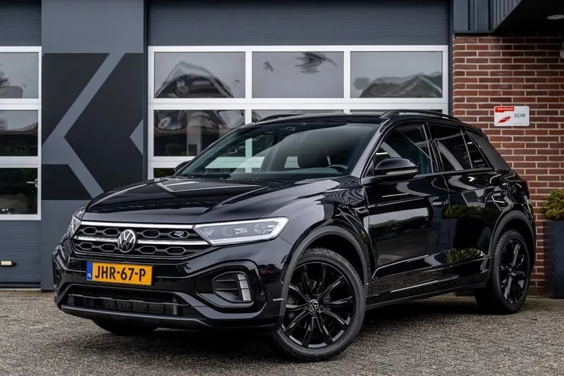 Volkswagen T-Roc (2024)