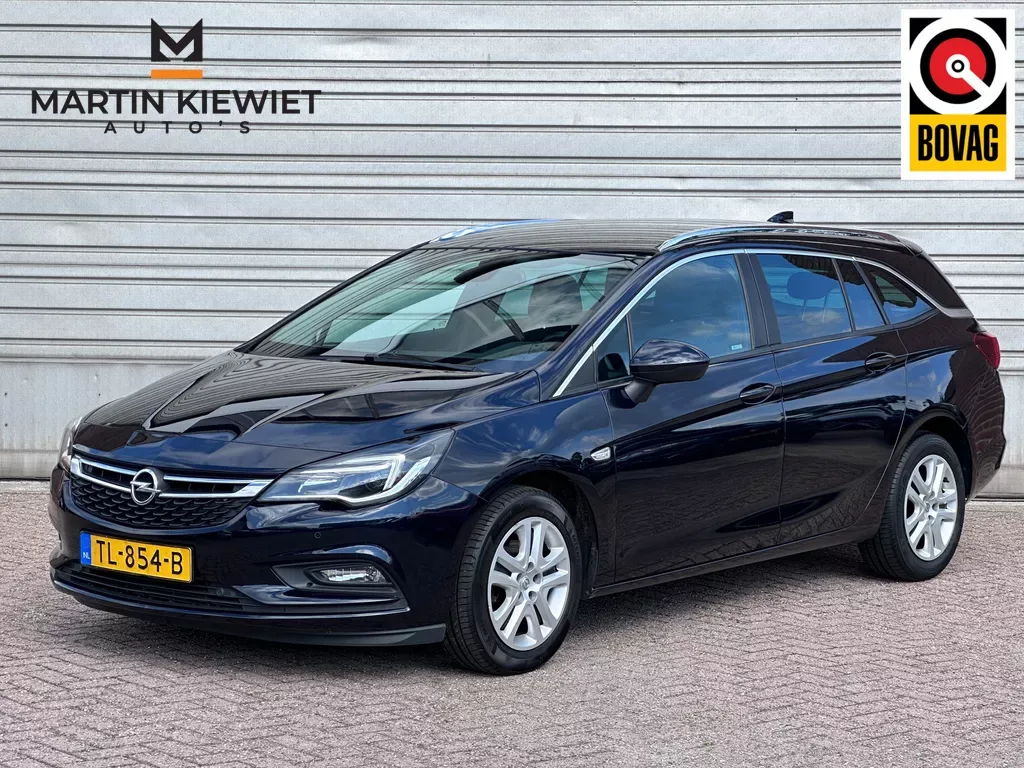 Opel Astra (2018) — foto 1