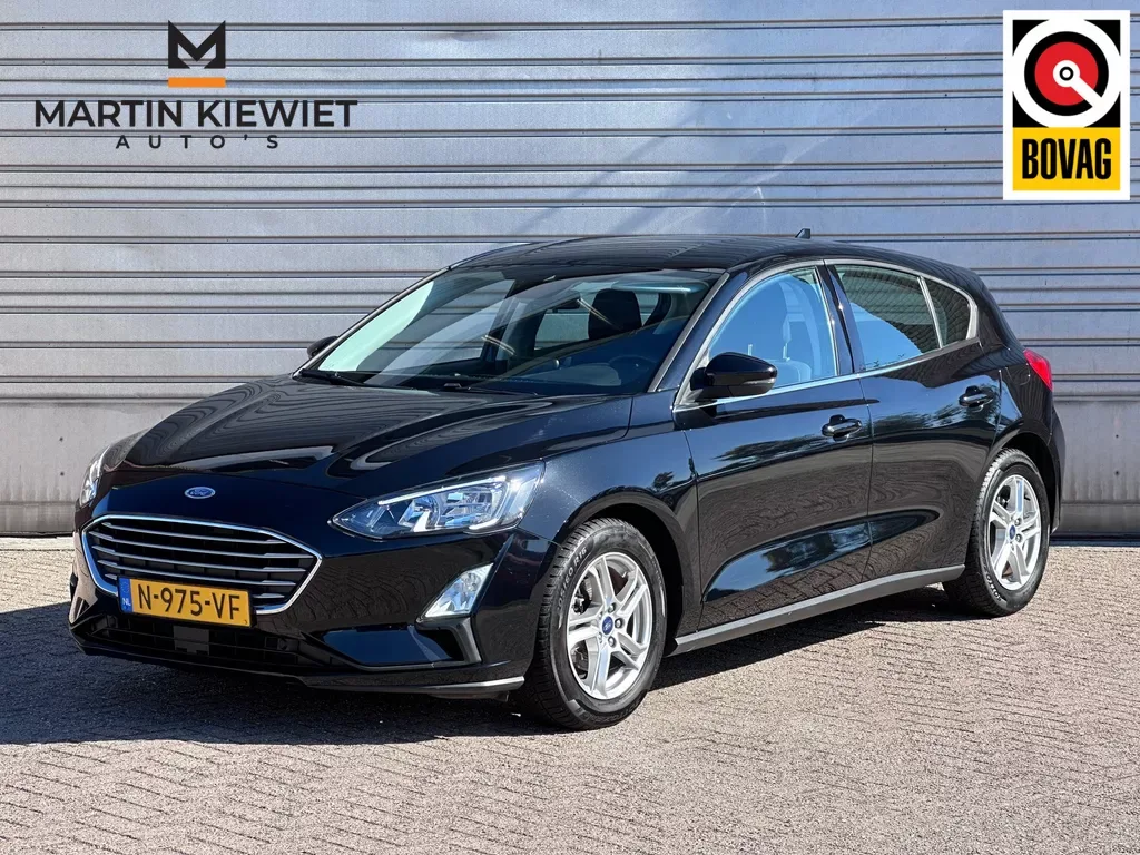 Ford Focus (2022) — foto 1