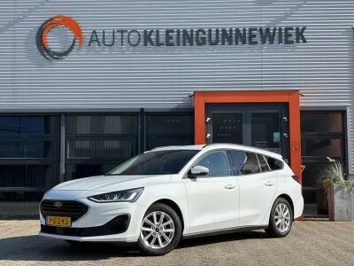 Ford Focus (2022) — foto 1