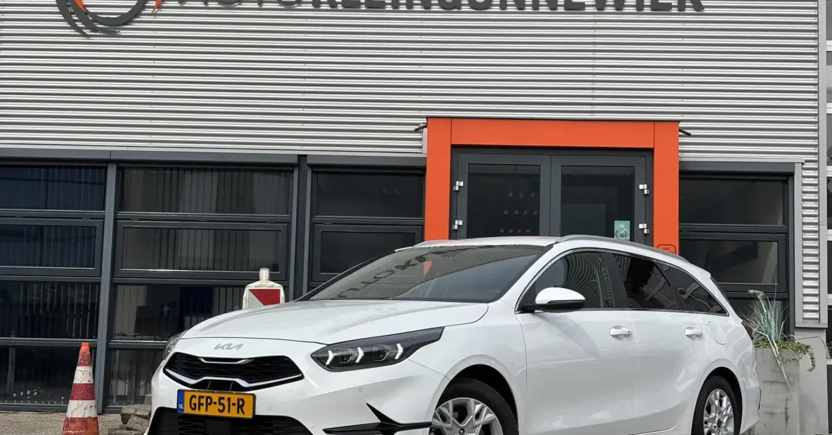 Kia Ceed (2024) — foto 1