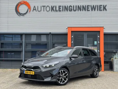 Kia Ceed (2022) — foto 1